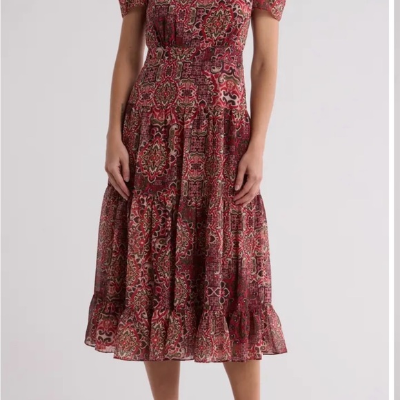 Elegant Red Patterned Midi Dress - Picture 1 of 3